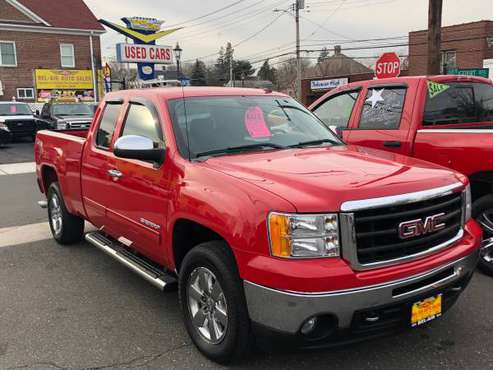 🚗 *2011 GMC Sierra 1500 SLE 4x4 4dr Extended Cab 6.5 ft. SB - cars &... for sale in Milford, NY