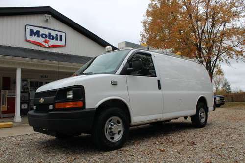 2008 CHEVY EXPRESS 3500 CARGO*1-OWNER*SHELVING*INVERTER* - cars &... for sale in Flint, MI