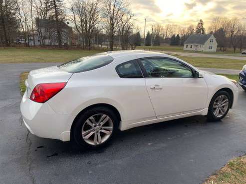 2011 Nissan Altima Coupe - cars & trucks - by owner - vehicle... for sale in Hartford, MI