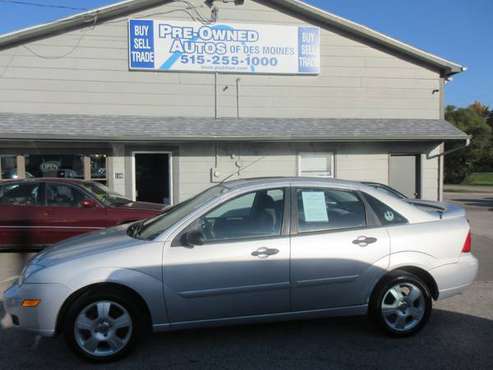 2006 Ford Focus ZX4 Sedan - Automatic/Wheels/Roof/Low Miles - 117K!!... for sale in Des Moines, IA