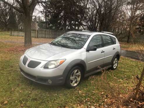 2005 Pontiac Vibe - cars & trucks - by owner - vehicle automotive sale for sale in Oshkosh, WI