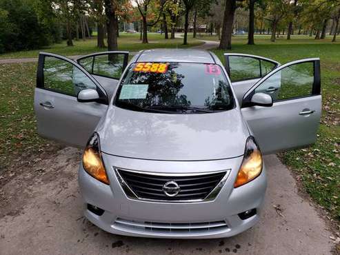 *********************2013 NISSAN VERSA SV******************* for sale in milwaukee, WI