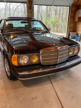 1985 Mercedes Benz 300 CD - cars & trucks - by owner - vehicle... for sale in Woodstown, NJ