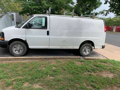 2006 Chevrolet Express Cargo Extended Van 3D - - by for sale in Austin, TX