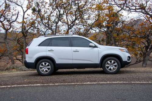 2013 Kia Sorento - cars & trucks - by owner - vehicle automotive sale for sale in Ashland, OR
