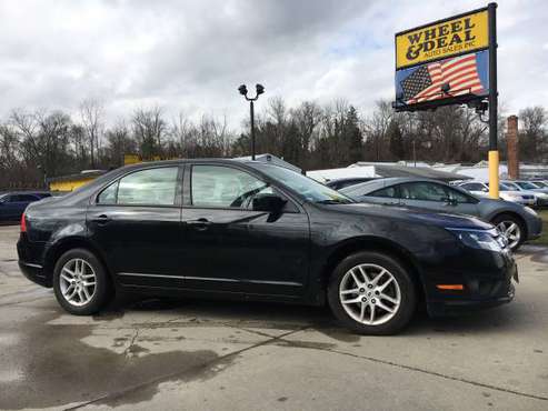 2010 Ford Fusion S 4cyl sport wheels, runs great! for sale in Cincinnati, OH
