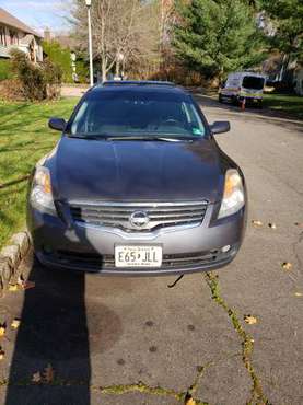 Clean 2008 Nissan Altima - cars & trucks - by owner - vehicle... for sale in East Brunswick, NJ
