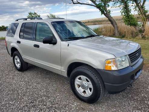 2003 Ford Explorer XLS 4X4 1OWNER WELL MAINT CLEAN CARFAX NEWER TIRE for sale in KS