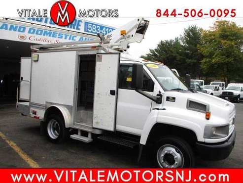 2006 Chevrolet CC4500 C4500 BOX, BUCKET TRUCK - cars & trucks - by... for sale in south amboy, MA