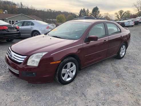 JUST IN 2007 FORD FUSION AWD W/ WARRANTY RUNS GREAT - cars & trucks... for sale in MIFFLINBURG, PA