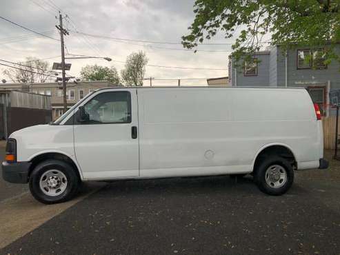 2008 Chevy express cargo for sale in Paterson, NJ