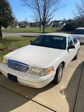 Crown Victoria - cars & trucks - by owner - vehicle automotive sale for sale in Winston Salem, NC