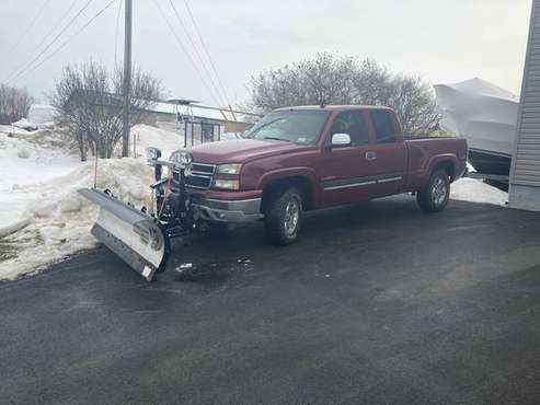 2006 Chevy Silverado 1500 w/Plow for sale in Depauville, NY