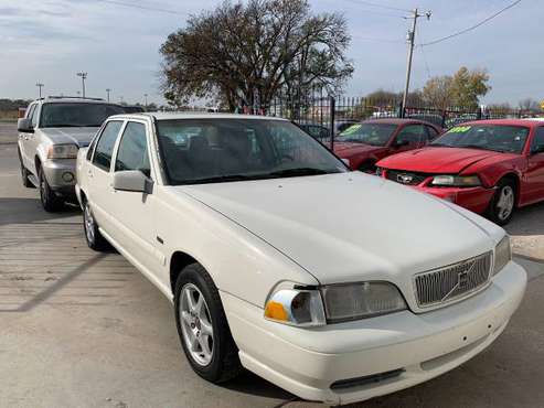 1998 Volvo s70 - cars & trucks - by dealer - vehicle automotive sale for sale in Tulsa, OK