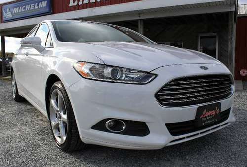 2013 Ford Fusion 4dr Sdn SE FWD with Front row center console w/fixed for sale in Wilmington, NC
