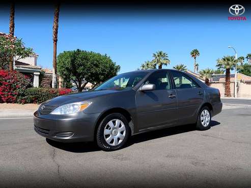 This 2004 Toyota Camry LE Sedan is THOUSANDS OFF RETAIL! - cars & for sale in Palm Desert , CA