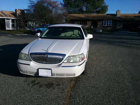 2003 Lincoln Towncar for sale in Richland, WA