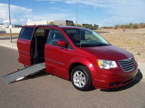 2010 Chrysler Town and Country Touring Wheelchair Handicap Mobility Va for sale in Phoenix, AZ
