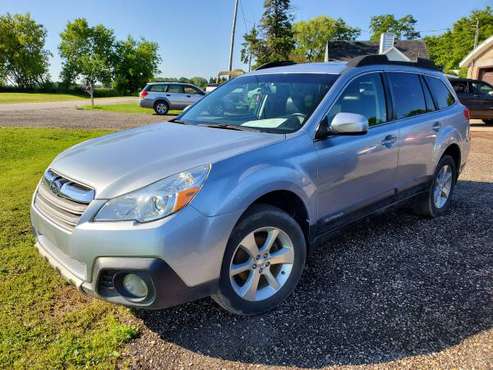 2013 SUBARU OUTBACK for sale in Green Bay, WI