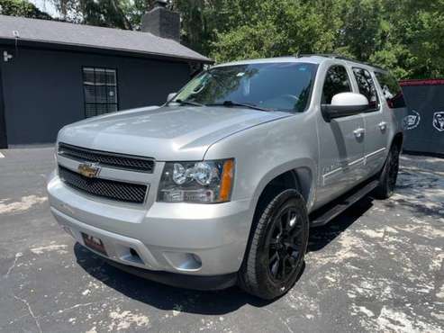 2011 Chevrolet Suburban 2WD 4dr 1500 LS - - by dealer for sale in TAMPA, FL