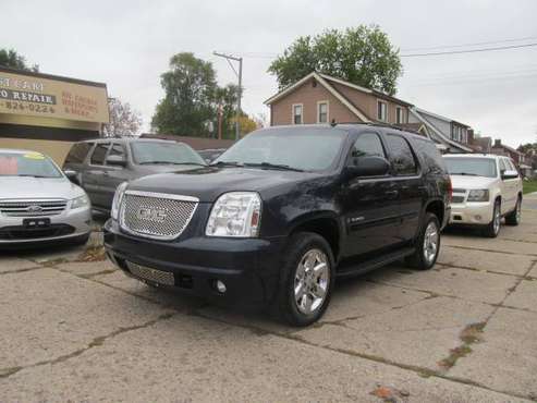 2009 GMC YUKON SLT 3RD ROW 4X4 BUY HERE PAY HERE ( 6200 DOWN PAYMENT... for sale in Detroit, MI