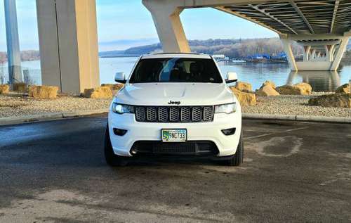 2019 Jeep Grand Cherokee Altitude for sale in Cottage Grove, MN