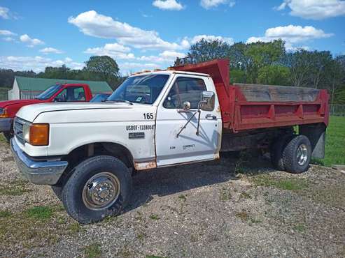 1991 Ford Super Duty Dump Truck for sale in Marengo, IL