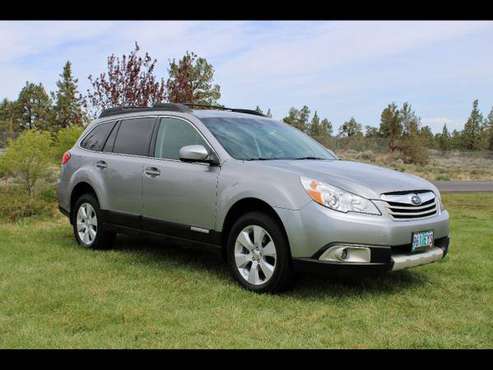 2011 Subaru Outback 2 5i LIMITED AWD ONE OWNER LOW MILES for sale in Redmond, OR