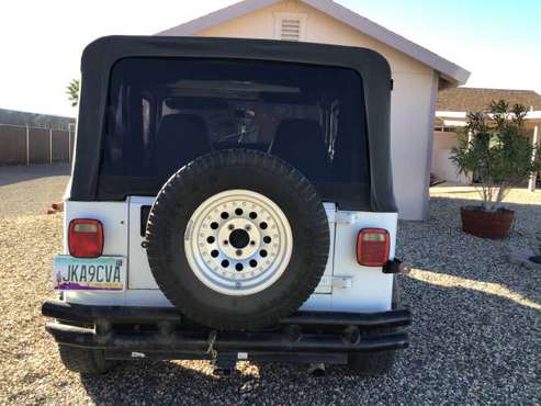 1993 Jeep Wrangler 4x4 2dsw - cars & trucks - by owner - vehicle... for sale in KINGMAN, AZ