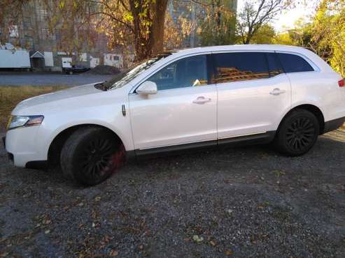 2010 Lincoln MKT for sale in Amsterdam, NY
