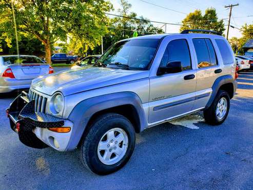 2002 JEEP LIBERTY SPORT 4X4 ⭐ + 6 MONTH WARRANTY - cars & trucks -... for sale in Front Royal, VA