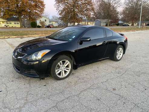2012 Nissan Altima Coupe - cars & trucks - by owner - vehicle... for sale in Kansas City, MO