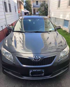 Toyota Camry SE 09 - cars & trucks - by owner - vehicle automotive... for sale in utica, NY