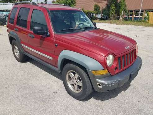 2006 Jeep Liberty automatic cold air conditioning runs great asking 24 for sale in Pompano Beach, FL