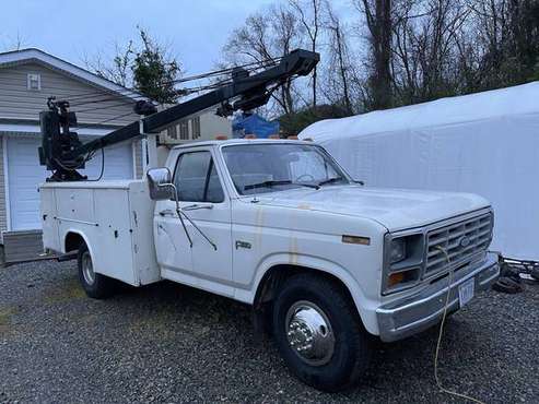 1985 Ford F-350 Service crane truck for sale in Roanoke, VA