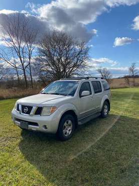 2007 Nissan Pathfinder 4WD - cars & trucks - by owner - vehicle... for sale in Ceresco, MI