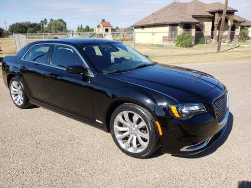2018 CHRYSLER 300,,,2018 NISSAN SENTRA SV Y MAS - cars & trucks - by... for sale in Donna, TX