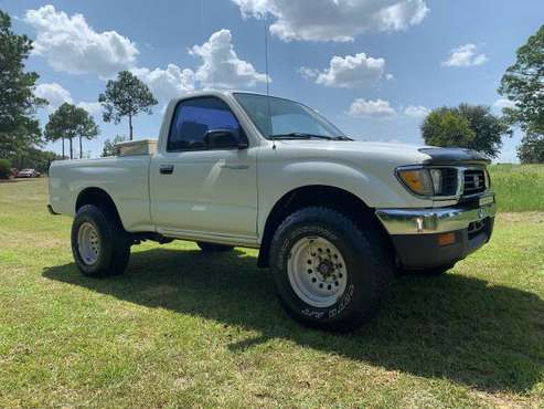 * 1996 TOYOTA TACOMA * - cars & trucks - by owner - vehicle... for sale in Moultrie, GA