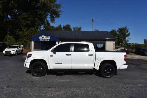 2019 TOYOTA TUNDRA 4X4 CREWMAX SR5 - EZ FINANCING! FAST APPROVALS! -... for sale in Greenville, SC