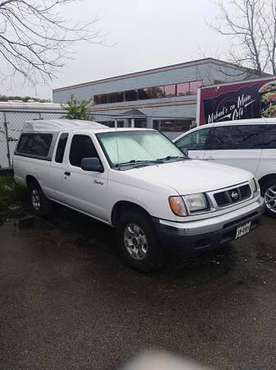 2000 Nissan Frontier (TEXAS TRUCK NO RUST) for sale in Fulton, IA