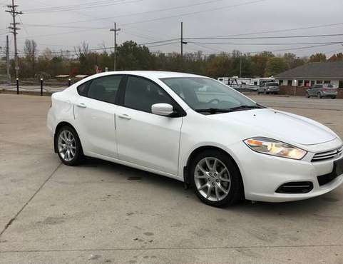 LOW MILES 2013 Dodge Dart SXT - cars & trucks - by owner - vehicle... for sale in Bowling Green, IN