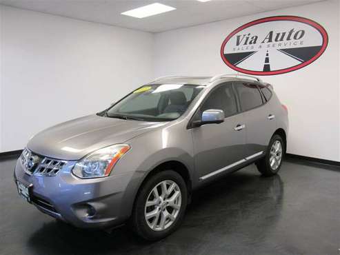 2013 Nissan Rogue SV w/SL Package - cars & trucks - by dealer -... for sale in Spencerport, NY