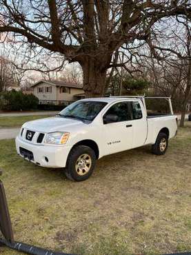 2006 Nissan Titan 4x4 - cars & trucks - by owner - vehicle... for sale in milwaukee, WI