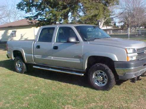 2005 Chevy 2500 LT Crew Cab - cars & trucks - by owner - vehicle... for sale in Fruitland, IA
