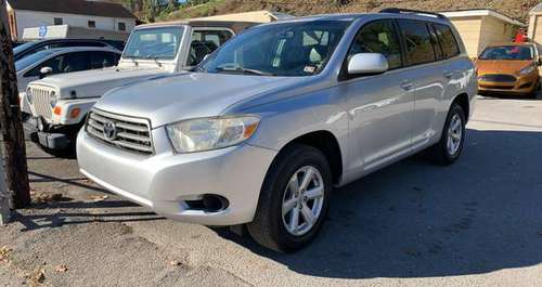 2009 TOYOTA HIGHLANDER THIRD ROW SEATING - cars & trucks - by dealer... for sale in Knoxville, TN