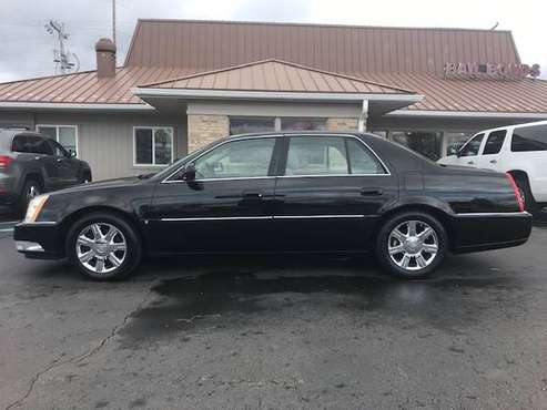 2006 Cadillac DTS Luxury II - PERFECT CARFAX! NO RUST! NO ACCIDENTS! for sale in Mason, MI