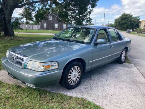 2006 MERCURY GRAND MARQUIS WITH LEATHER - cars & trucks - by dealer... for sale in Lake Worth, FL
