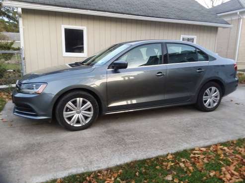 2017 Volkswagen Jetta-Low mileage:9,000. Like new. - cars & trucks -... for sale in Ithaca, NY