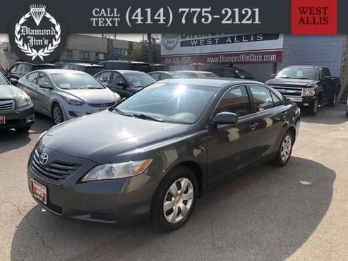 *2007* *Toyota* *Camry* *LE* - cars & trucks - by dealer - vehicle... for sale in West Allis, WI