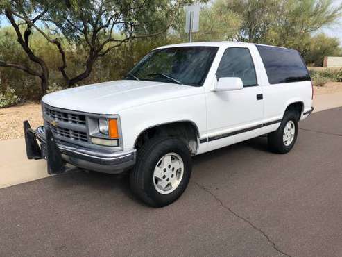 1995 Chevy Tahoe 2 Door 4x4 - cars & trucks - by owner - vehicle... for sale in Phoenix, AZ